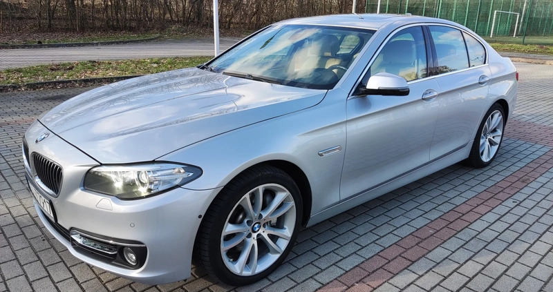 BMW Seria 5 cena 94000 przebieg: 114307, rok produkcji 2015 z Słupsk małe 254